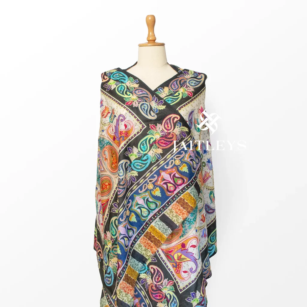 White daur buti paisley pattern kalamkari print embroidery scarf made in india